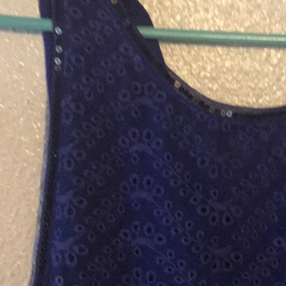 Tank top - Picture 3 of 5